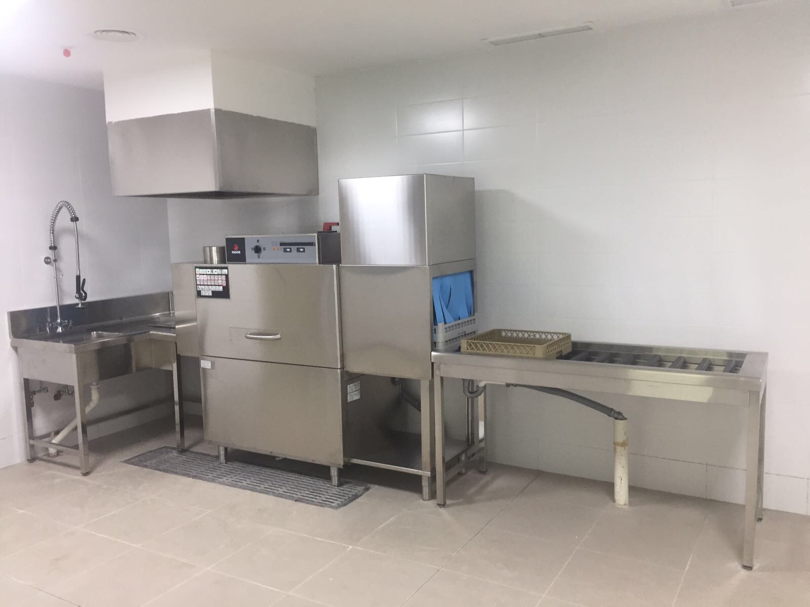 Diseño de zonas de lavado en cocinas de colectividades